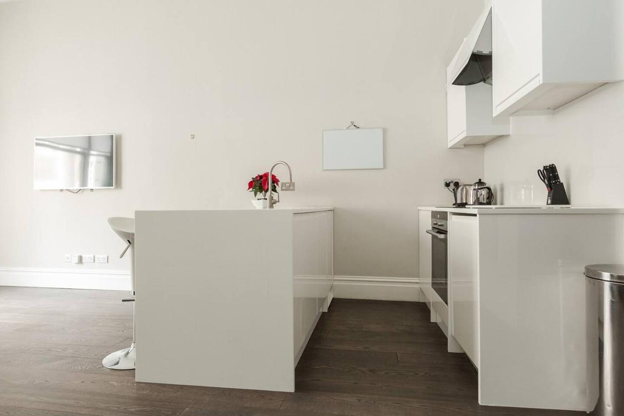 Modern 1Br Period Property In Kensington London Exteriör bild